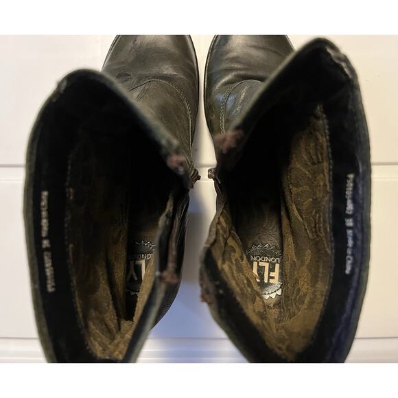 Fly London Boots Womens EU 38 US 7.5-8 Green Leather Platform Lug Sole Booties - Picture 8 of 12